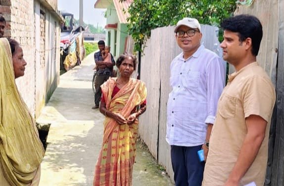 अनुमंडल मुख्यालय नगर कार्यपालक पदाधिकारी रजनीश कुमार ने कहा प्रधानमंत्री आवास लाभुकों ससमय आवास बनाने का दिया भरोसा