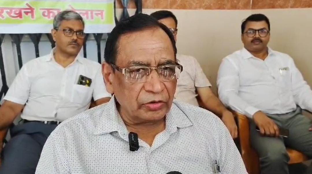 कटिहार के डॉक्टर हड़ताल पर