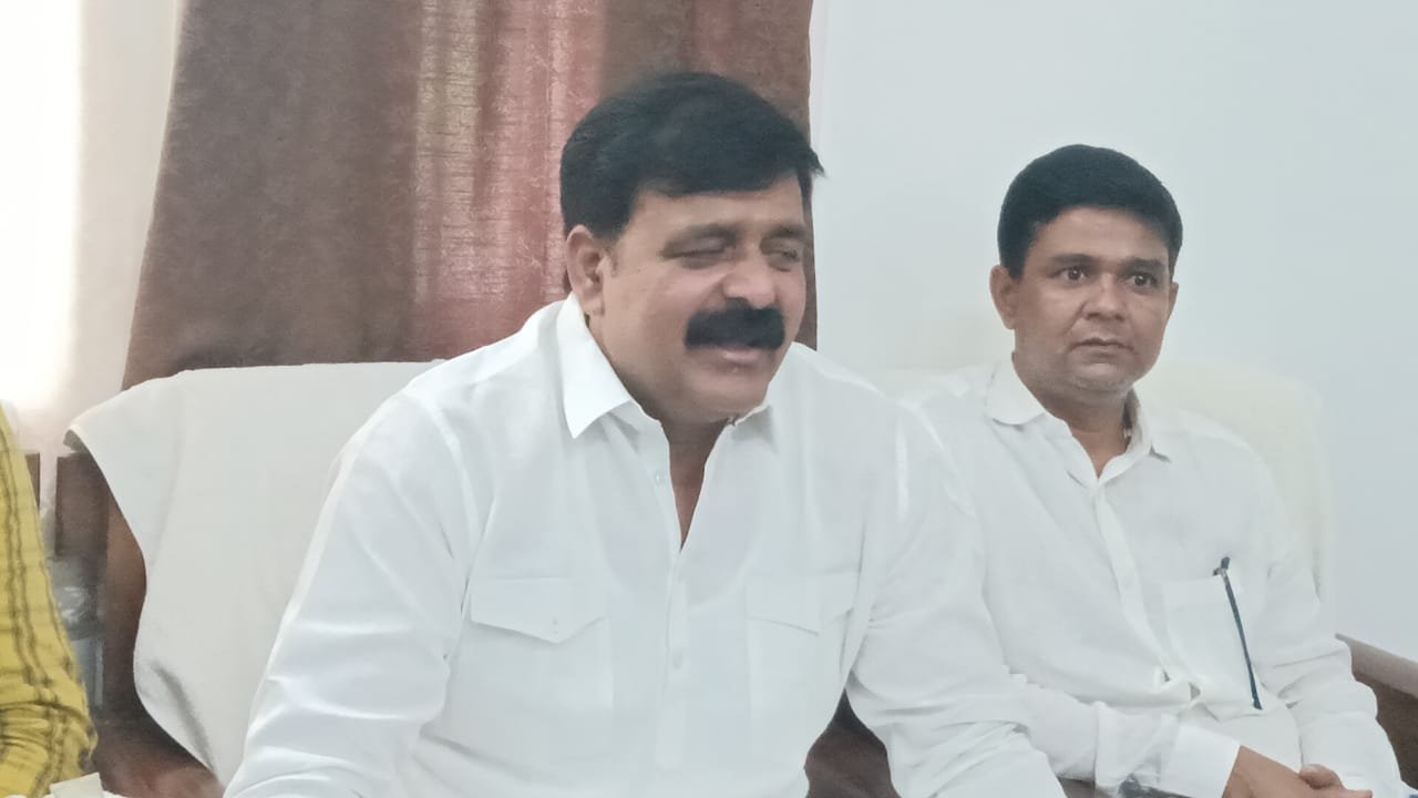 कटिहार पहुंचे बिहार सरकार के अल्पसंख्यक मंत्री जमा खान