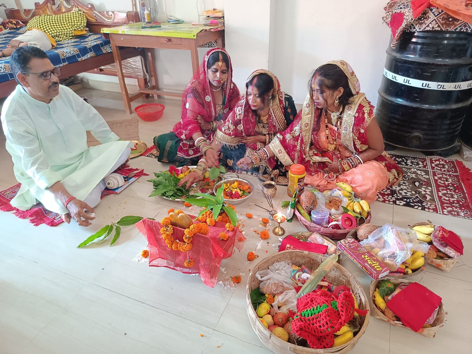 मनिहारी में हरतालिका तीज हर्षोल्लासपूर्ण तरीके से मनाया गया , महिलाओं ने रखा व्रत