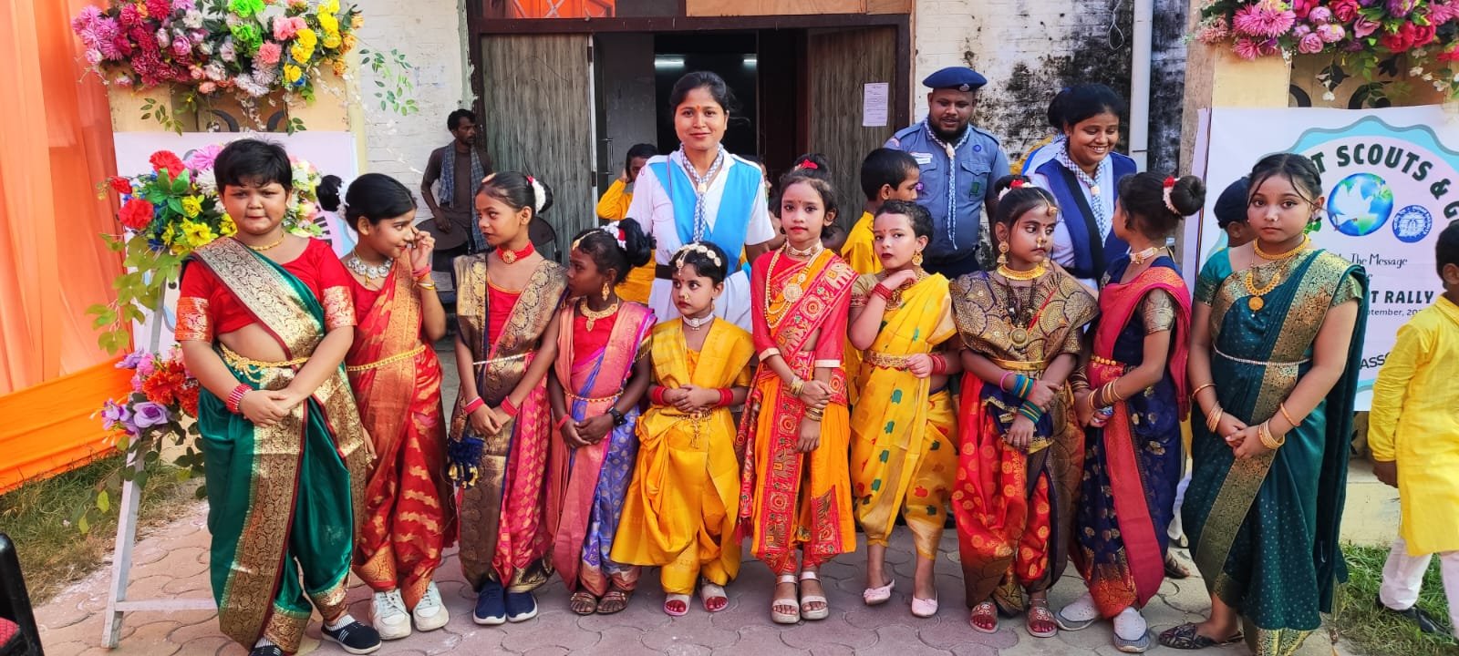 स्काउट एंड गाइड द्वारा एक भव्य कार्यक्रम का आयोजन