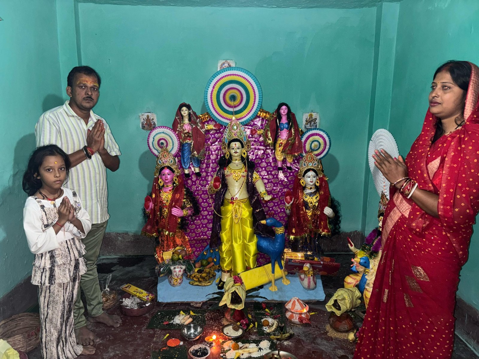 राजवाड़ा मे उत्साह के साथ मनाया गया भगवान कुमार कार्तिक की पूजा