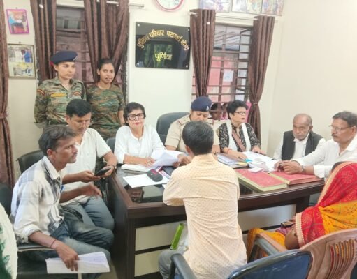 पति के अफेयर का खुलासा, समाज ने उठाया बड़ा कदम