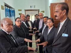 76वां संविधान दिवस: पूर्णिया मुख्तरखाना में अधिवक्ता दिलीप कुमार दीपक की अगुआई में कार्यक्रम आयोजित