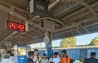 कटिहार रेल मंडल में सघन टिकट जांच अभियान—312 बिना टिकट पकड़े गए, रेलवे को मिला 2.17 लाख से अधिक राजस्व