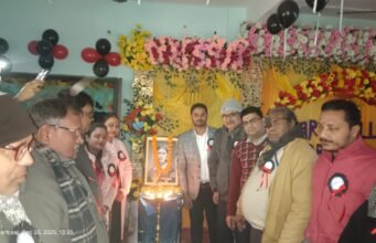 बारसोई अनुमंडल में एएनएम स्कूल सभागार में छात्राओं का भव्य सांस्कृतिक कार्यक्रम